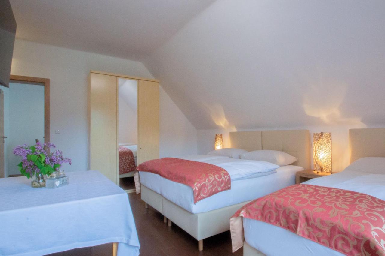 Gaestehaus Dobernig Sankt Niklas an der Drau ภายนอก รูปภาพ